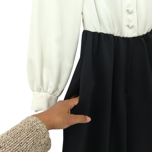 Saks Fifth Avenue Women 9 XS Jumpsuit Black White Long Sleeve Wide Leg VTG FLAWS - Picture 9 of 16